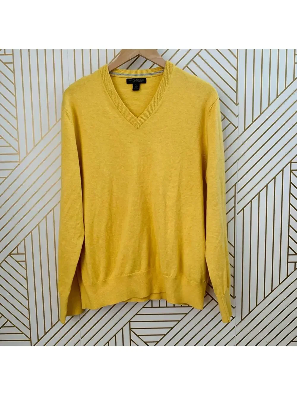 Banana Republic Cotton Cashmere blend saffron v neck sweater yellow gold L
